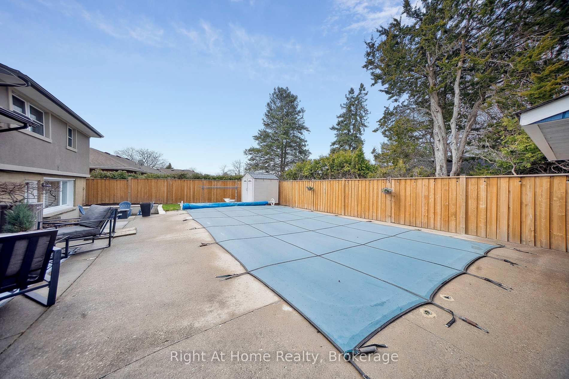 Photo 37 of 7 Passmore Street, Hamilton, Stoney Creek — HOMEH