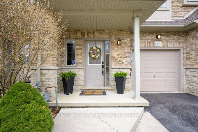 Photo 4 of 145 Tanglewood Drive, Hamilton, Binbrook — HOMEH