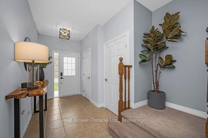 Photo 5 of 145 Tanglewood Drive, Hamilton, Binbrook — HOMEH
