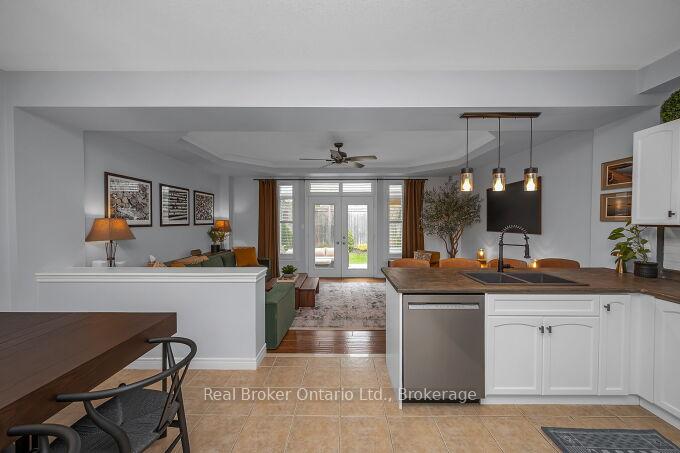 Photo 7 of 145 Tanglewood Drive, Hamilton, Binbrook — HOMEH