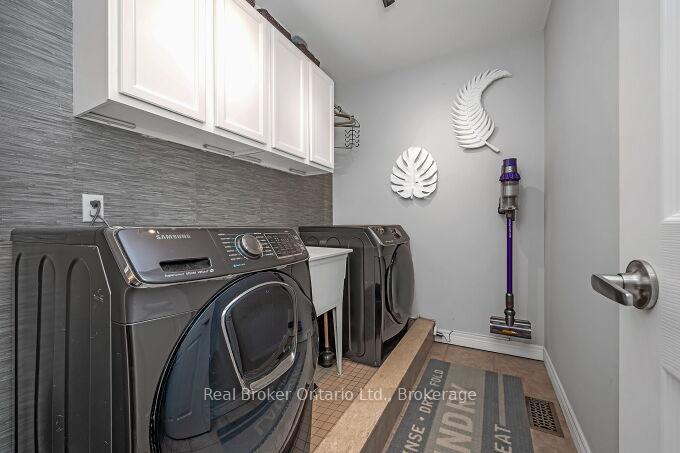 Photo 22 of 145 Tanglewood Drive, Hamilton, Binbrook — HOMEH