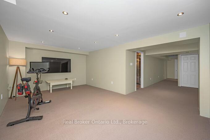Photo 29 of 145 Tanglewood Drive, Hamilton, Binbrook — HOMEH