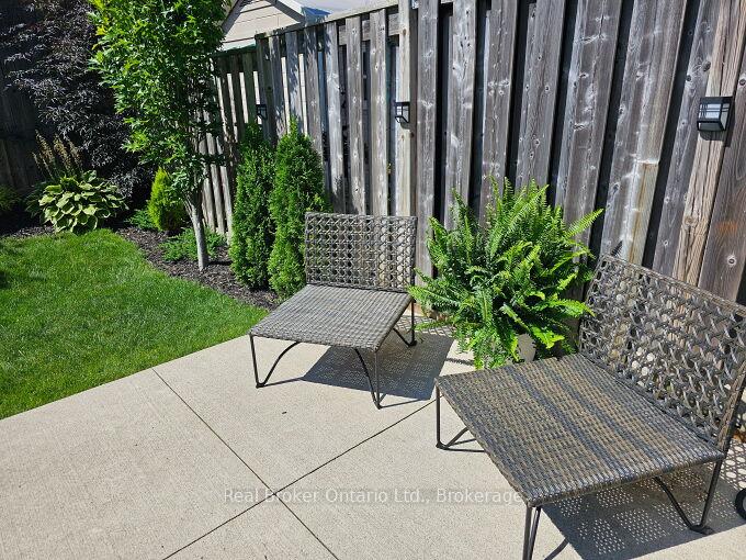Photo 37 of 145 Tanglewood Drive, Hamilton, Binbrook — HOMEH