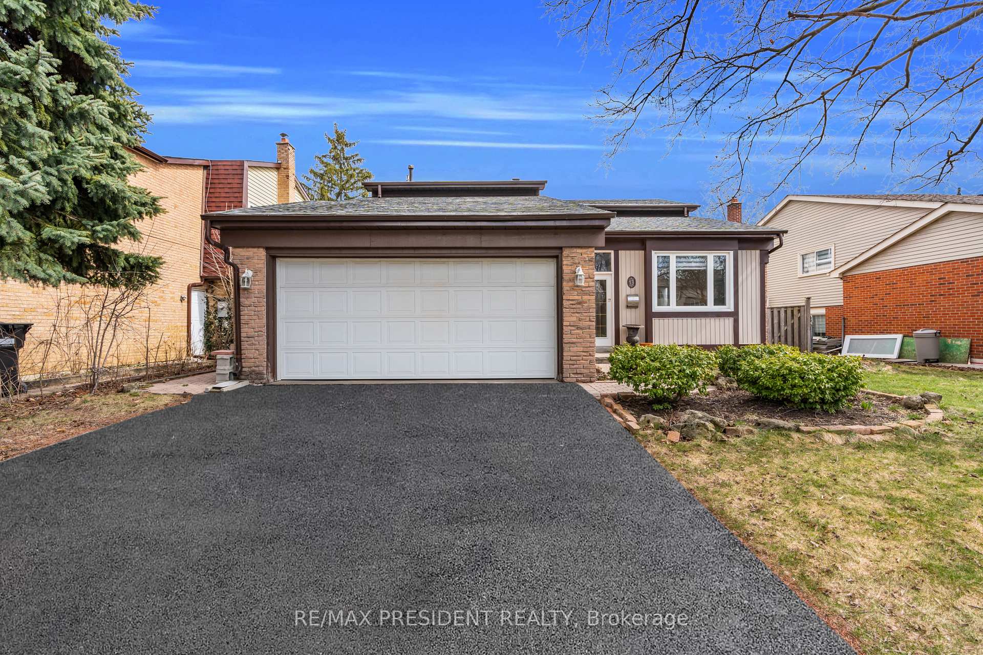 Photo 1 of 13 Marlborough Street, Brampton, Central Park — HOMEH
