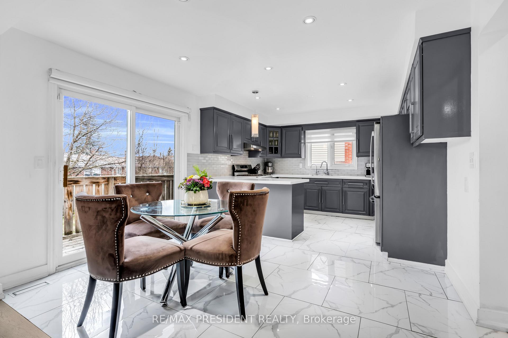 Photo 9 of 13 Marlborough Street, Brampton, Central Park — HOMEH