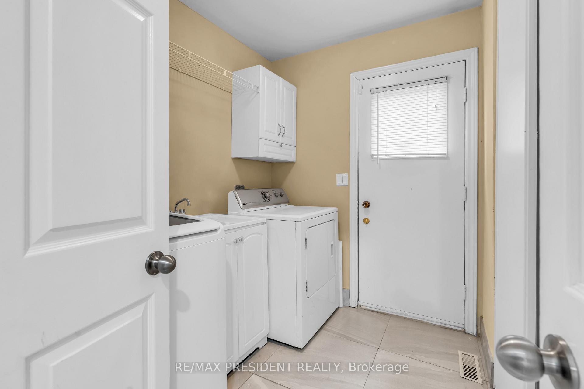 Photo 17 of 13 Marlborough Street, Brampton, Central Park — HOMEH