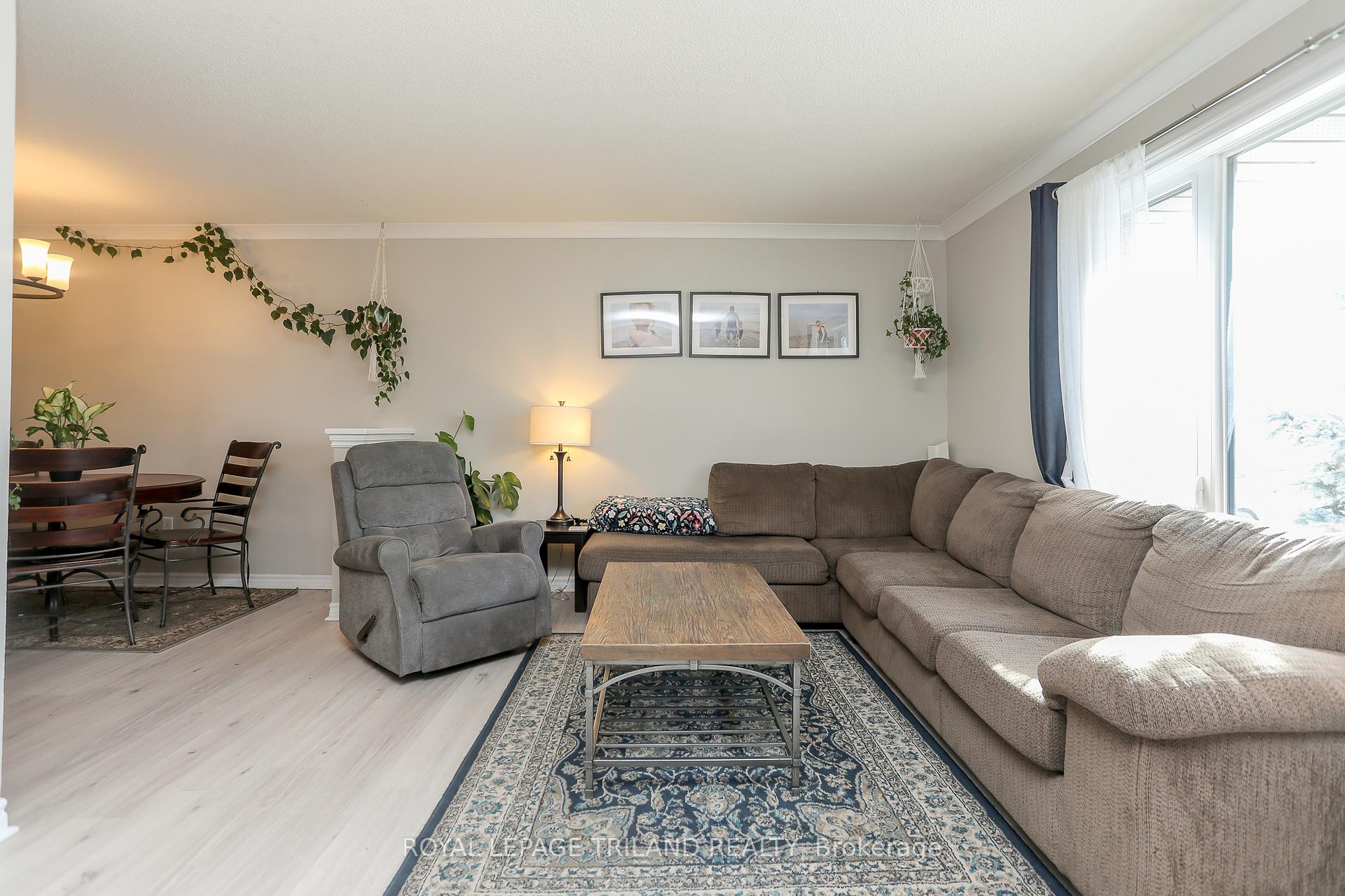 Photo 8 of 3 Bennett Place, St. Thomas — HOMEH