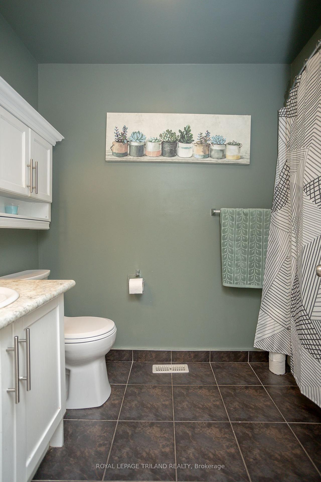 Photo 22 of 3 Bennett Place, St. Thomas — HOMEH