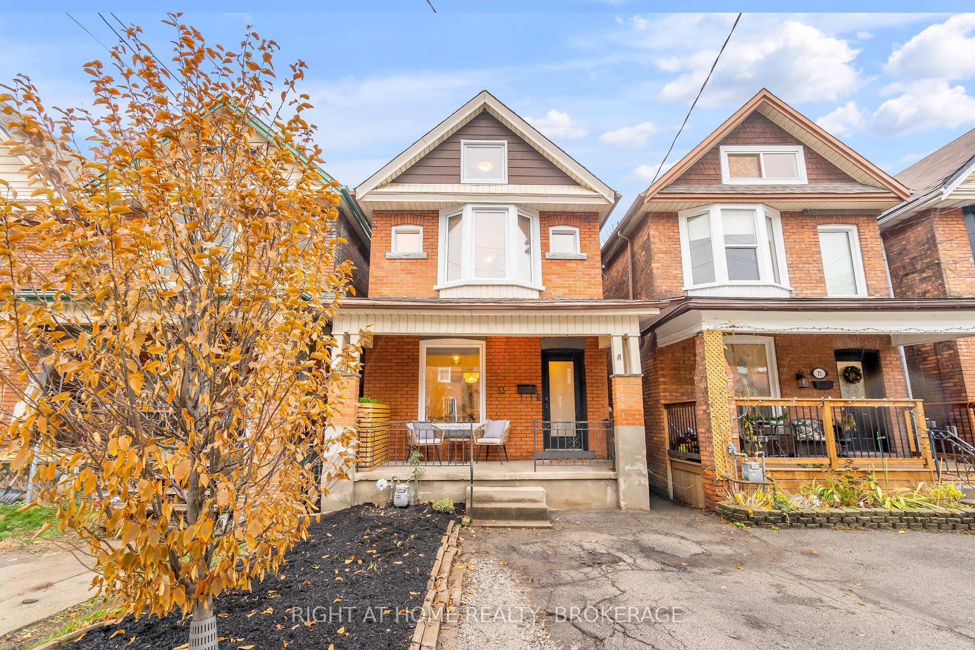 Photo 1 of 13 Cumberland Avenue, Hamilton, St. Clair — HOMEH