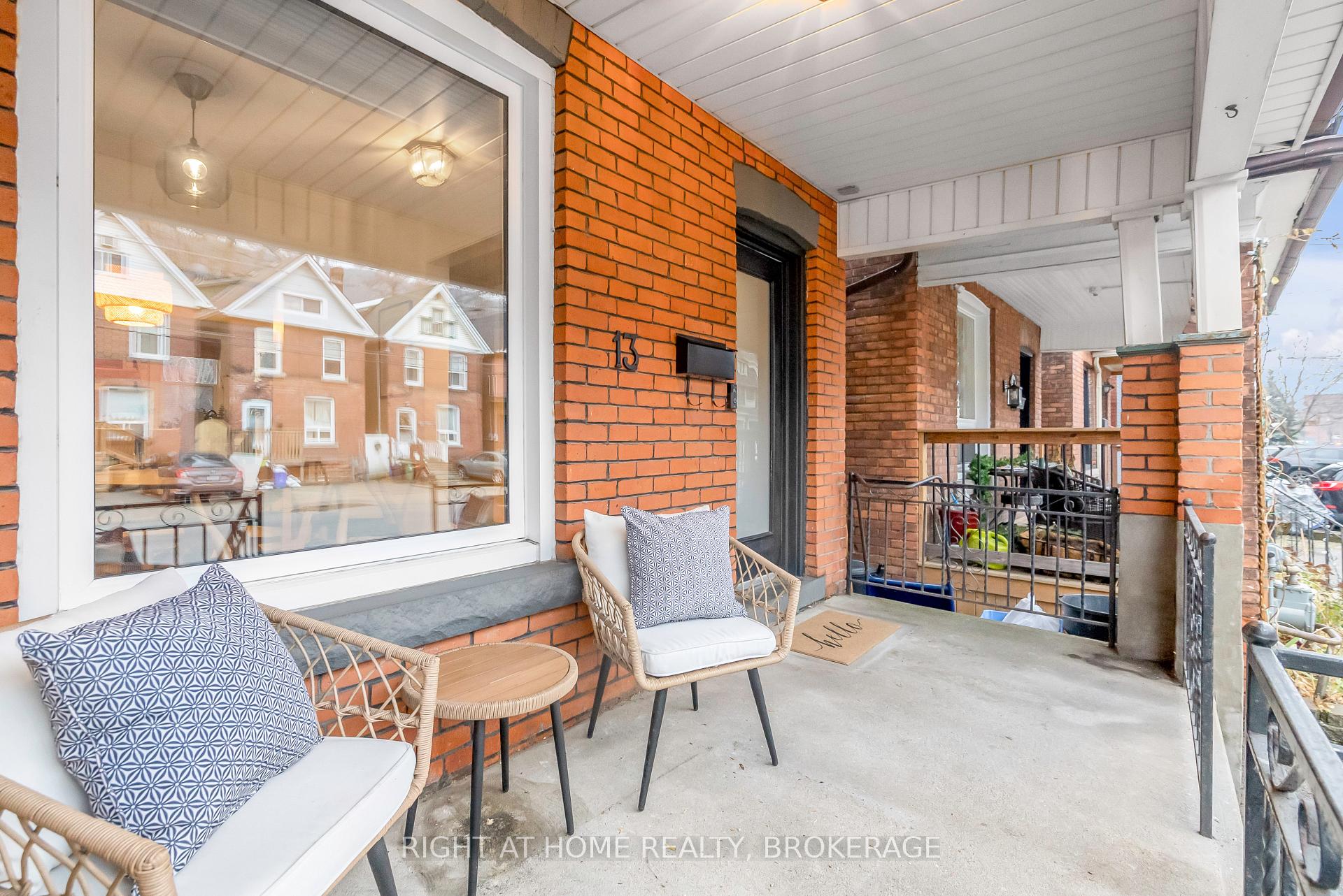 Photo 5 of 13 Cumberland Avenue, Hamilton, St. Clair — HOMEH