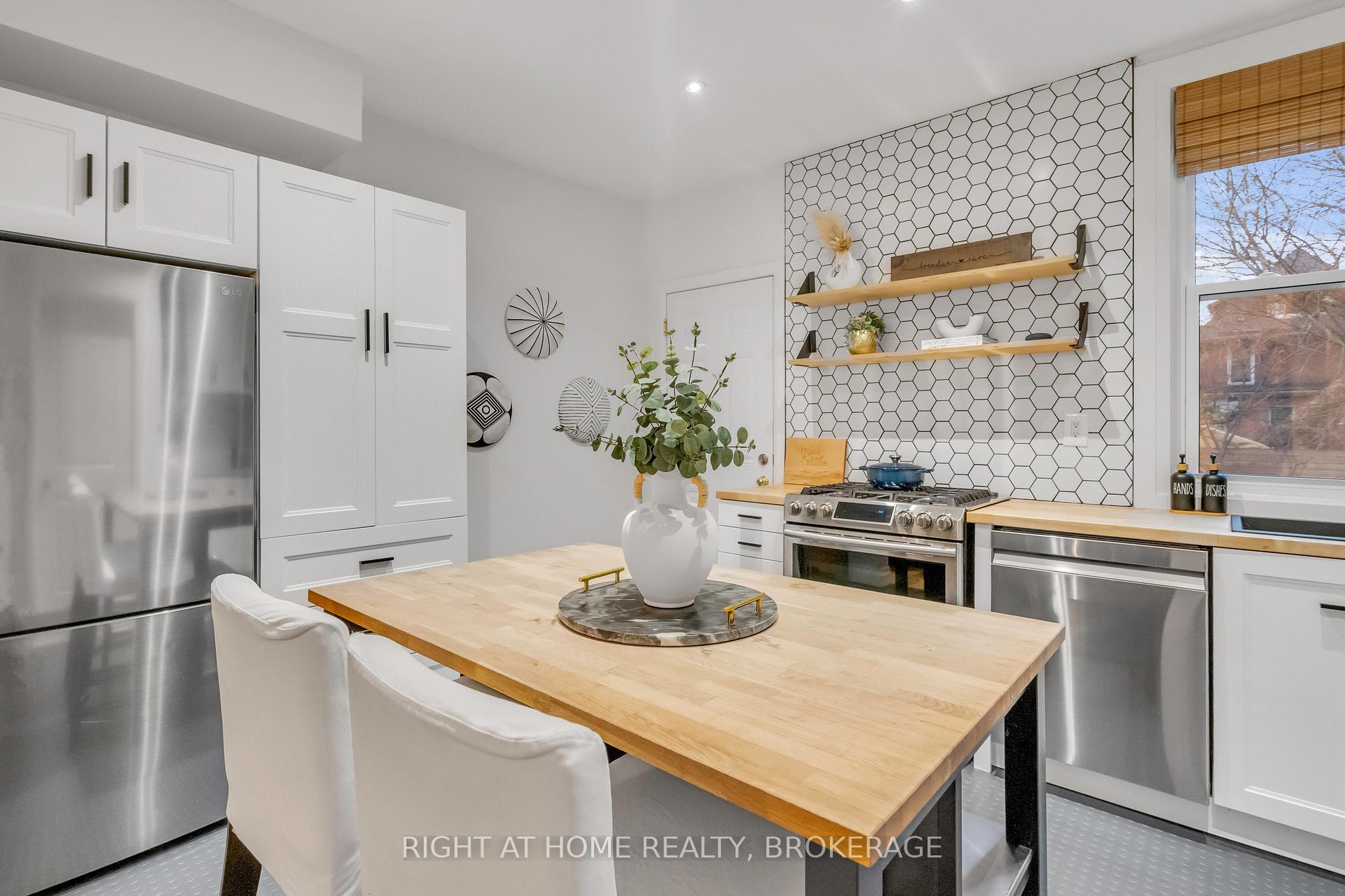 Photo 16 of 13 Cumberland Avenue, Hamilton, St. Clair — HOMEH