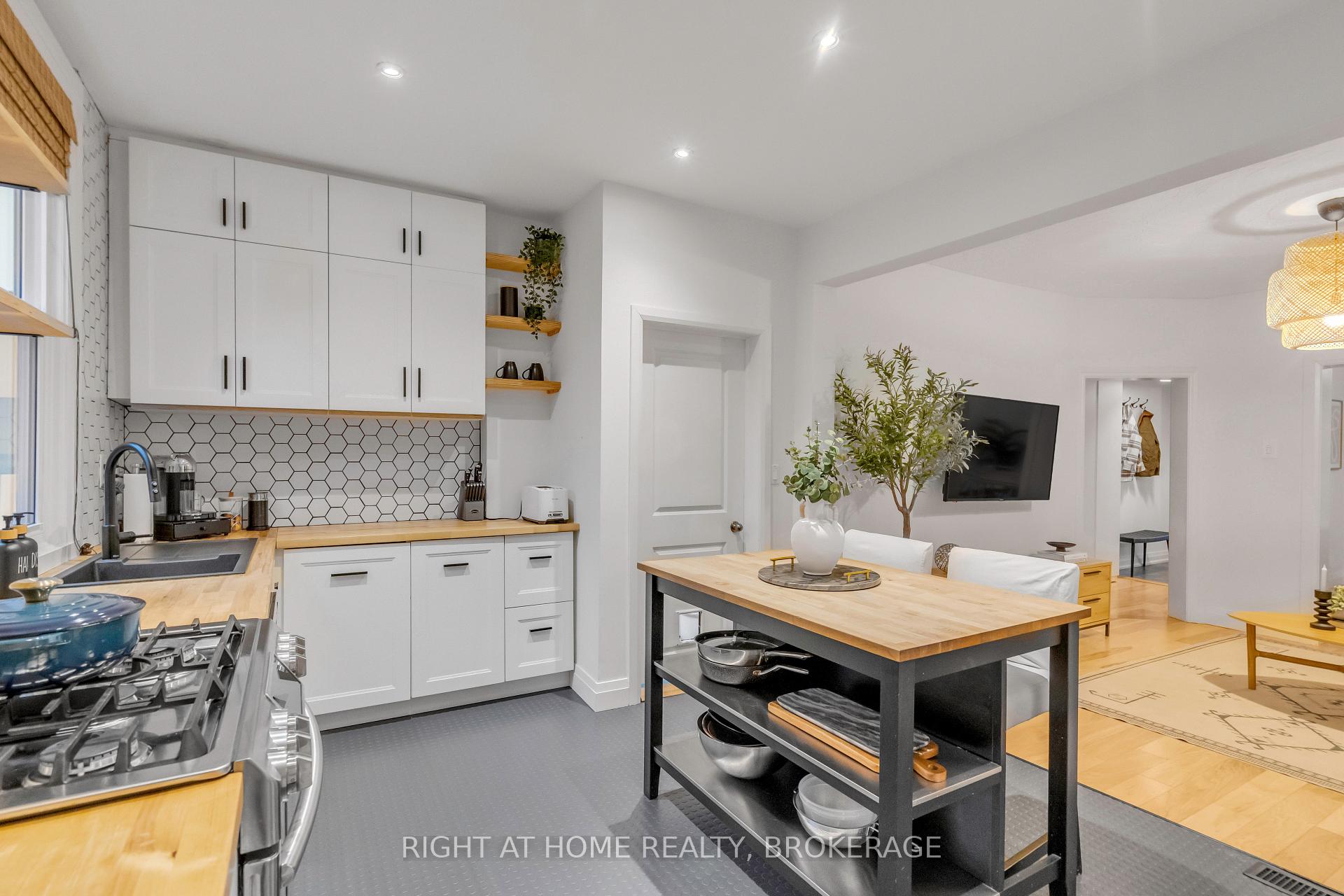 Photo 18 of 13 Cumberland Avenue, Hamilton, St. Clair — HOMEH