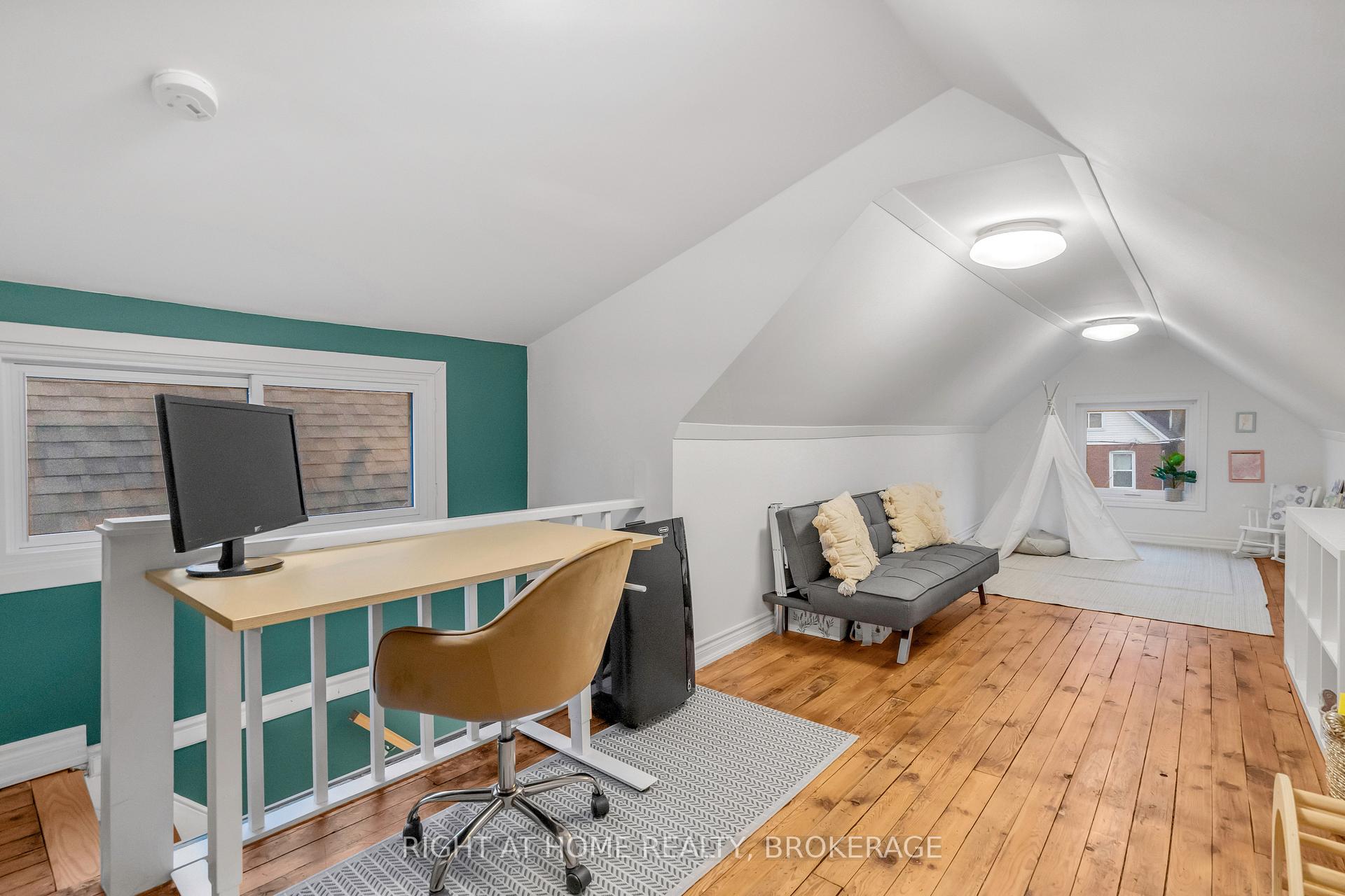 Photo 32 of 13 Cumberland Avenue, Hamilton, St. Clair — HOMEH