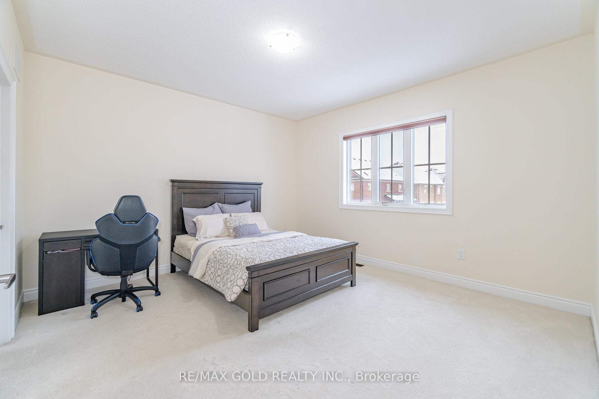 Photo 41 of 6 Duet Street, Brampton, Toronto Gore Rural Estate — HOMEH