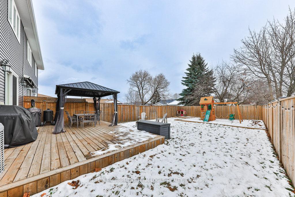 Photo 72 of 36 Warwick Road, Hamilton, Stoney Creek — HOMEH