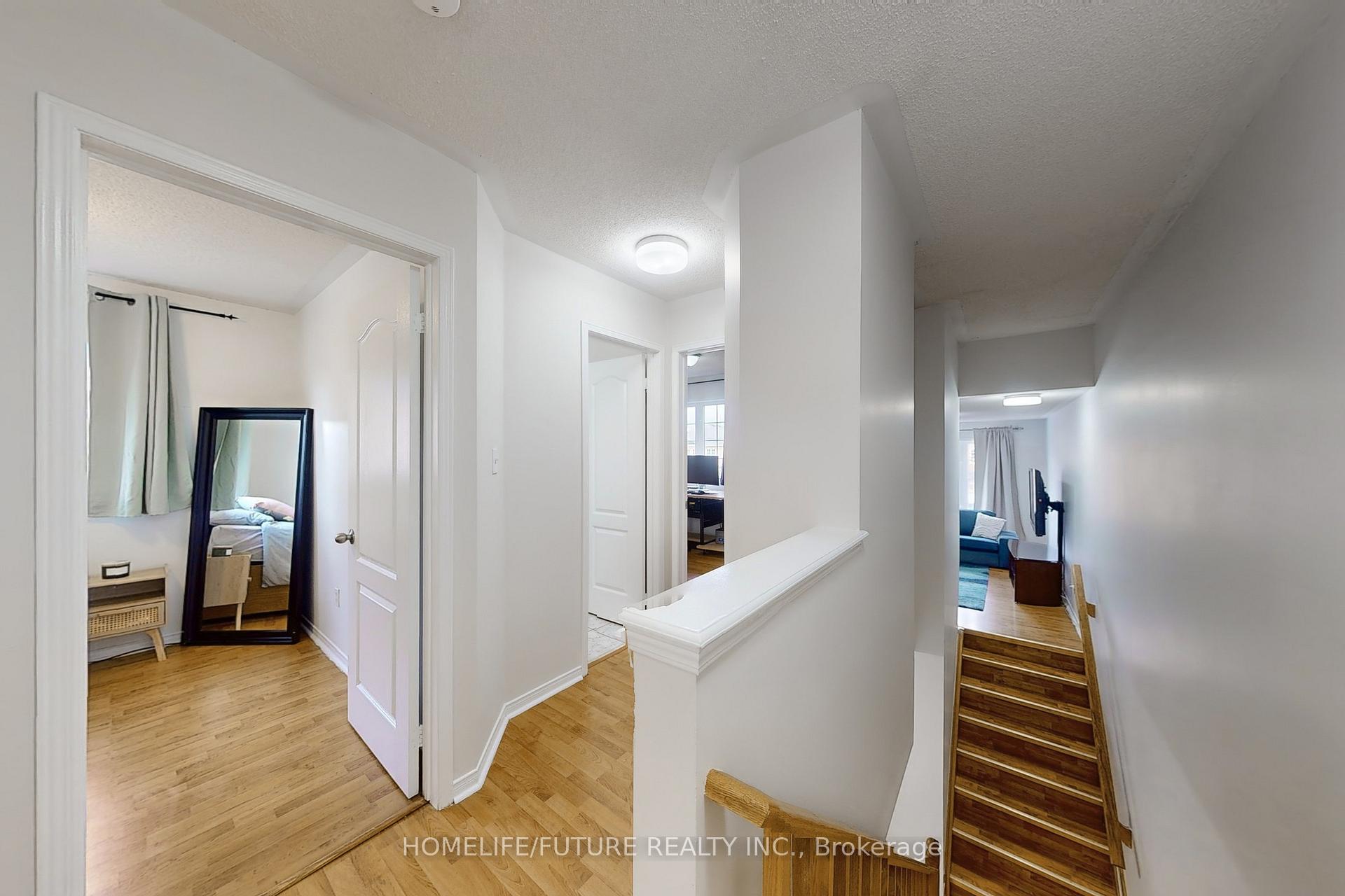 Photo 21 of 62 Lonestar Crescent, Brampton, Fletcher's Meadow — HOMEH