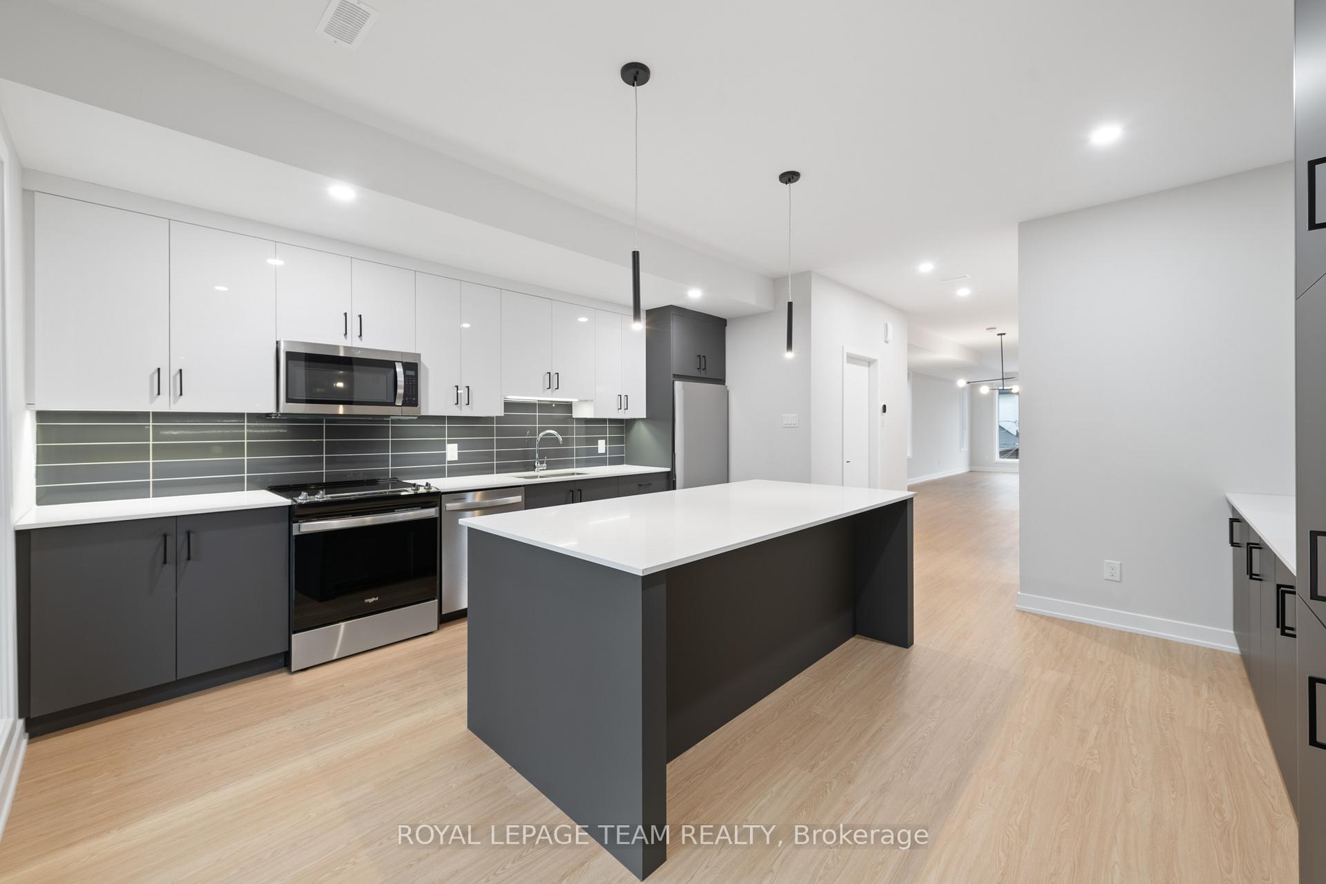 Photo 18 of Unit 3, 47 Grosvenor Avenue, Ottawa, Old Ottawa South — HOMEH