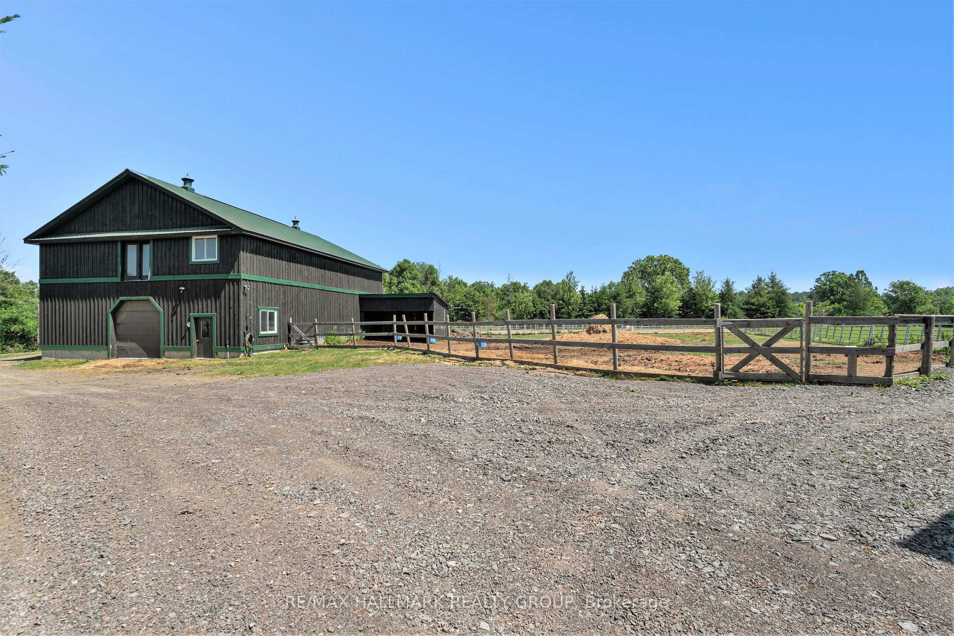 Photo 12 of 422 Old Coach Road, Ottawa, Huntley Ward (North East) — HOMEH