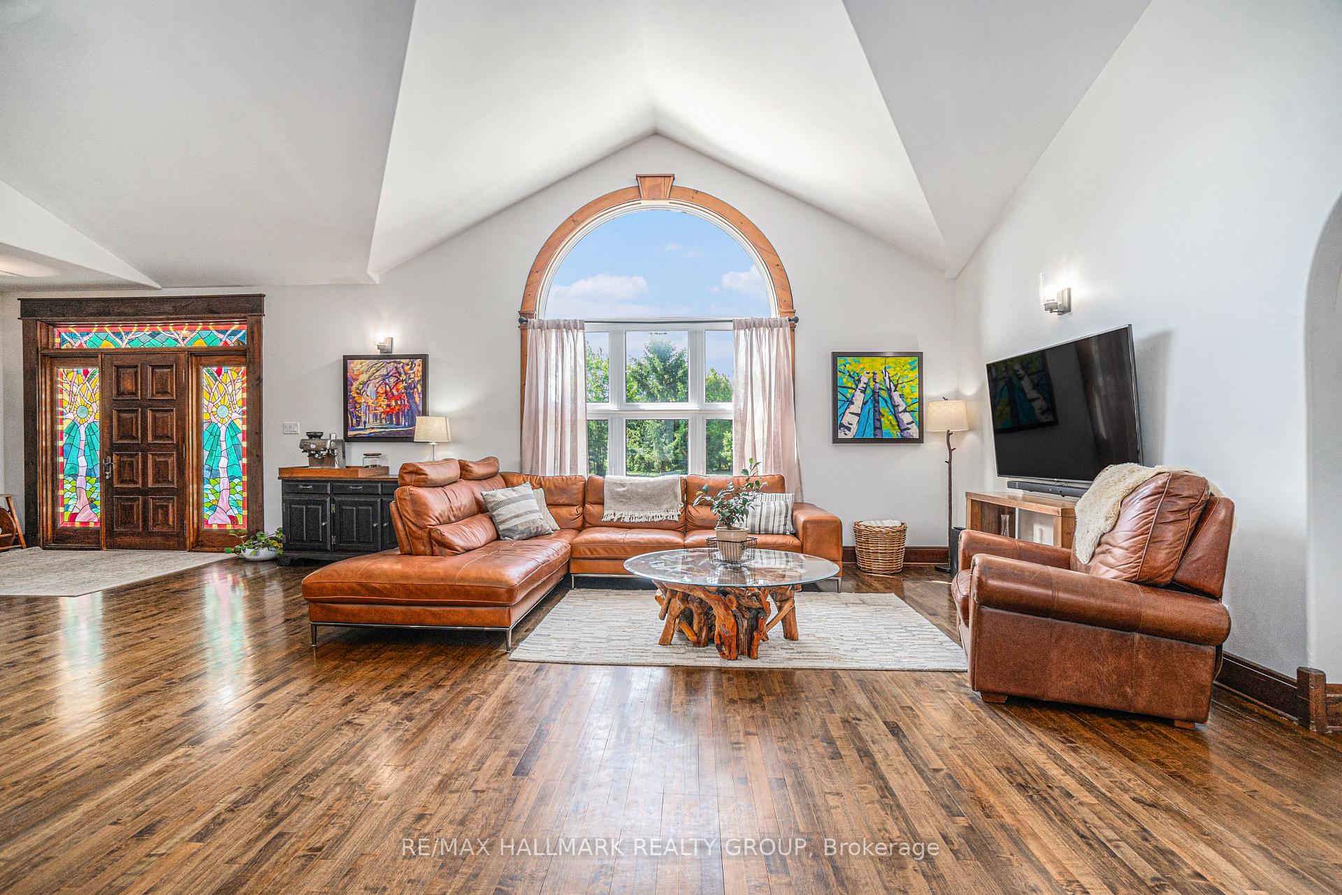 Photo 15 of 422 Old Coach Road, Ottawa, Huntley Ward (North East) — HOMEH