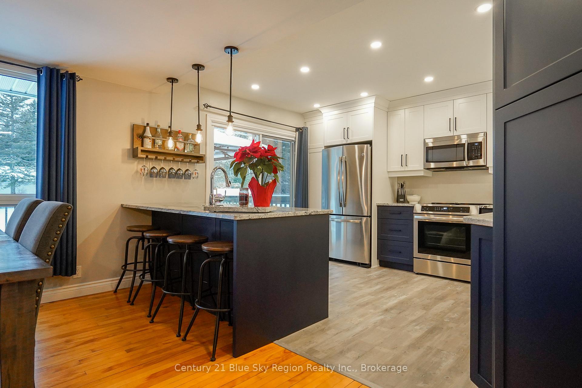 Photo 9 of 1199 Pinecreek Road S, Callander — HOMEH