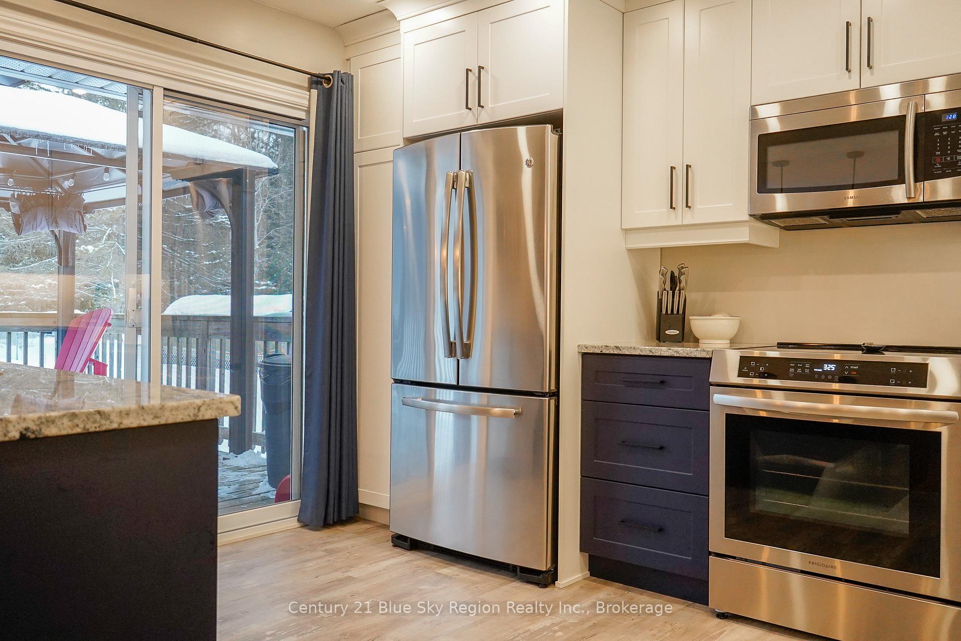 Photo 12 of 1199 Pinecreek Road S, Callander — HOMEH