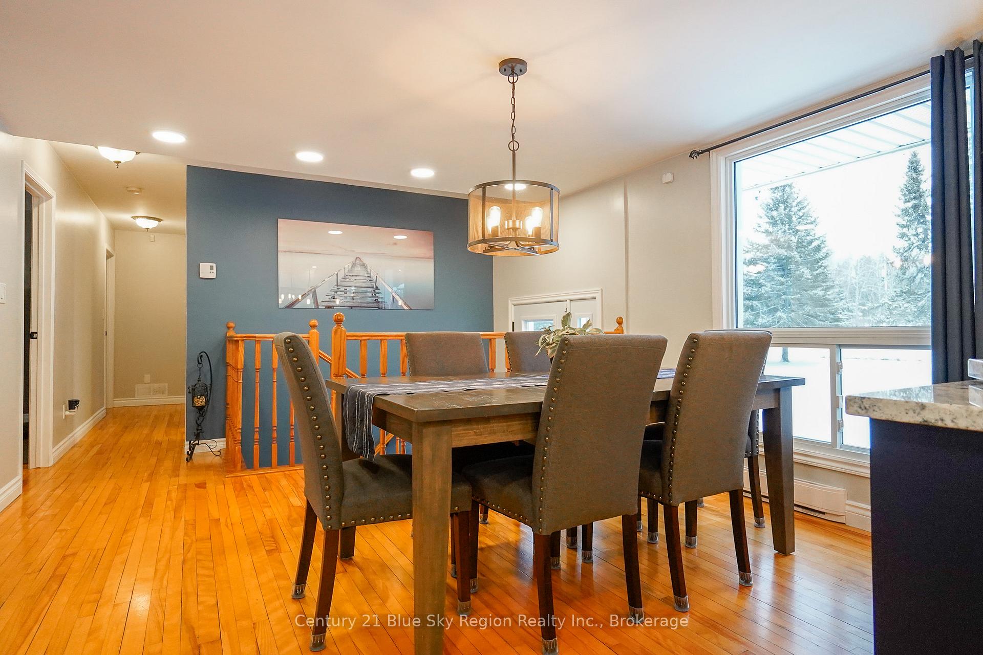 Photo 16 of 1199 Pinecreek Road S, Callander — HOMEH