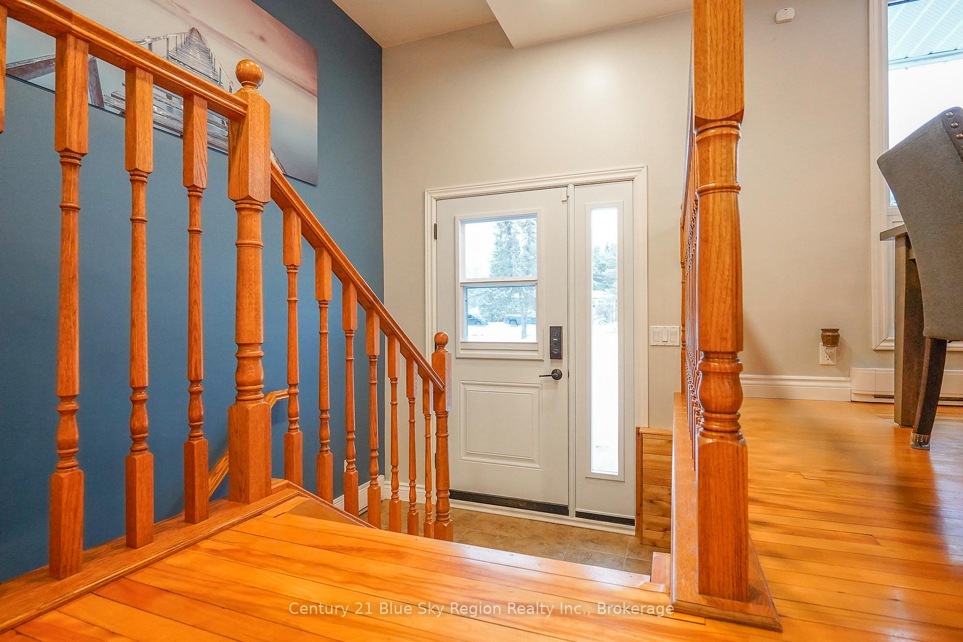 Photo 17 of 1199 Pinecreek Road S, Callander — HOMEH