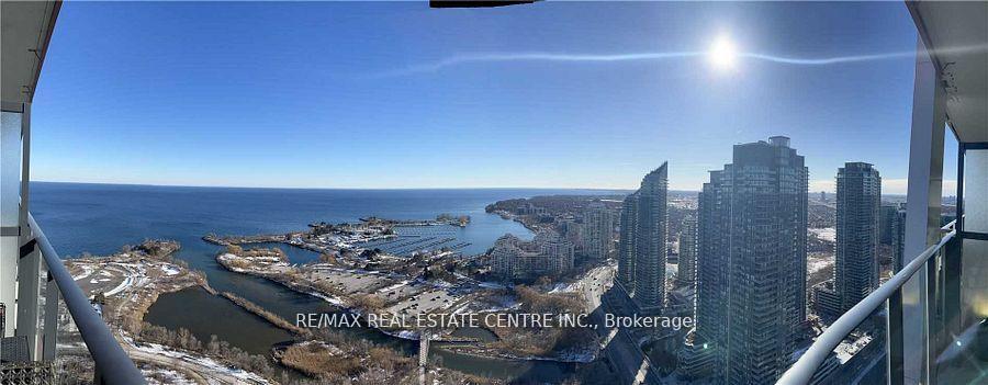 Front of Unit 3818, 30 Shore Breeze Drive