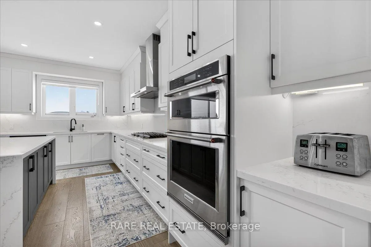Photo 9 of 17 Sanford Circle, Springwater, Centre Vespra — HOMEH