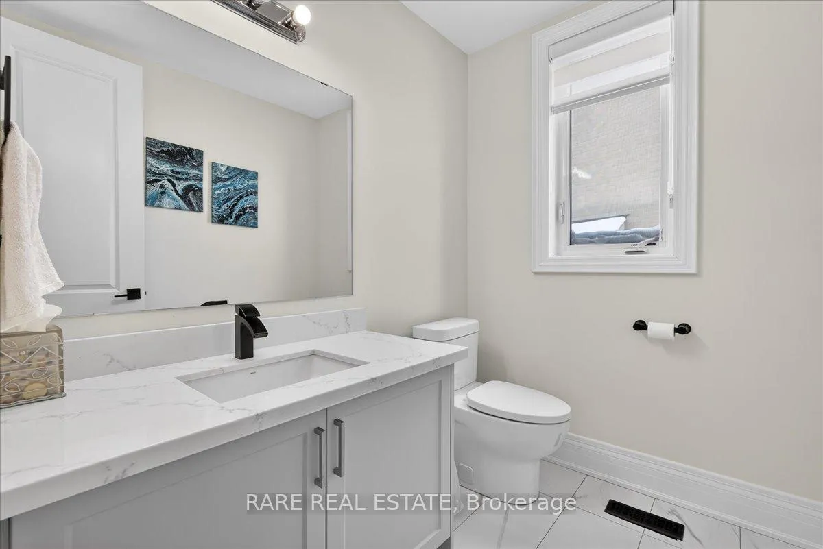 Photo 13 of 17 Sanford Circle, Springwater, Centre Vespra — HOMEH