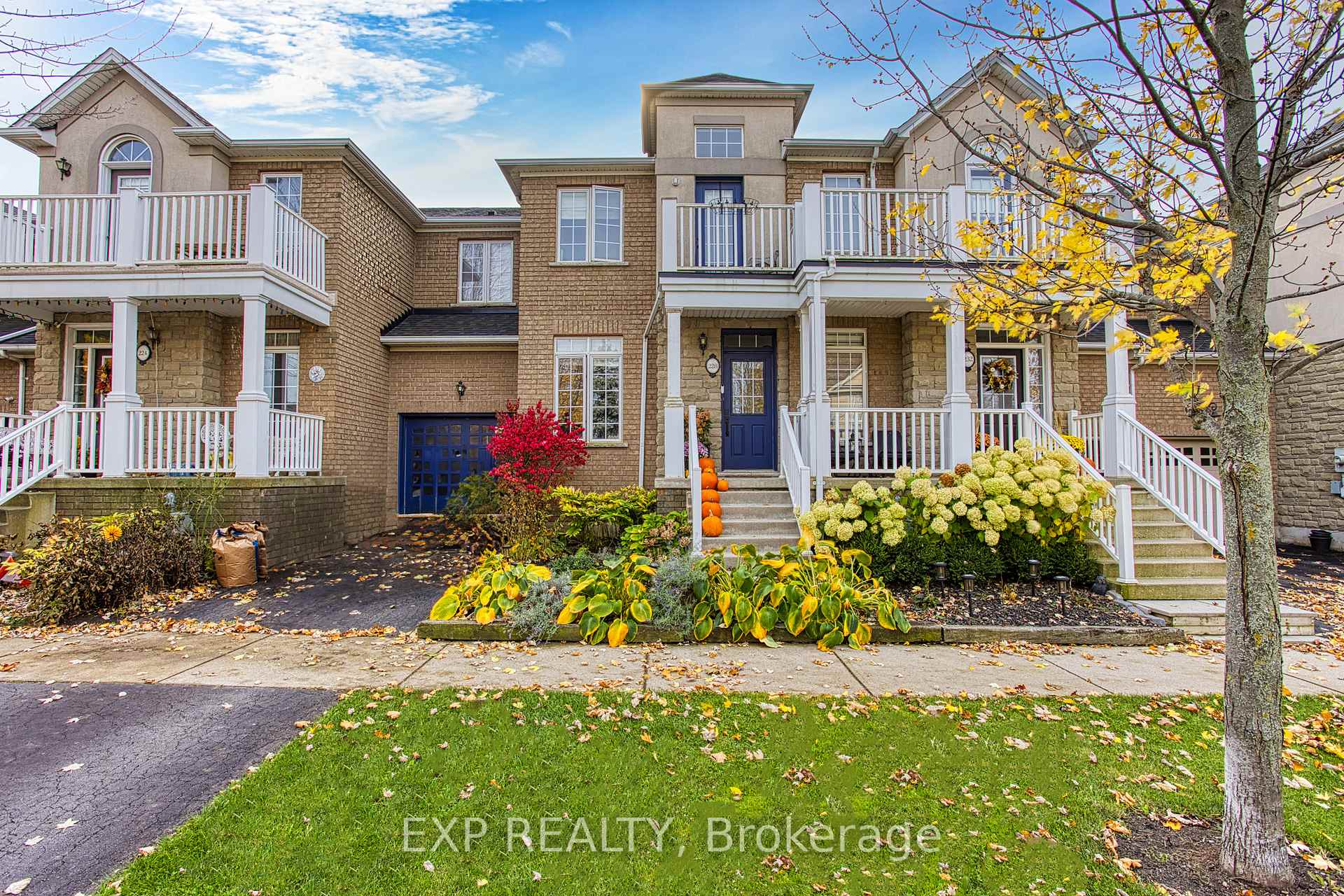 Photo 1 of 228 Springstead Avenue, Hamilton, Winona Park — HOMEH