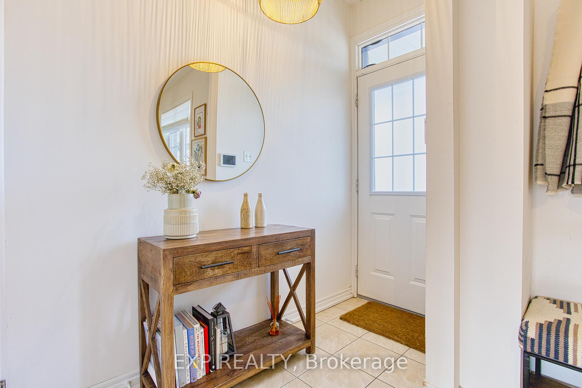Photo 3 of 228 Springstead Avenue, Hamilton, Winona Park — HOMEH