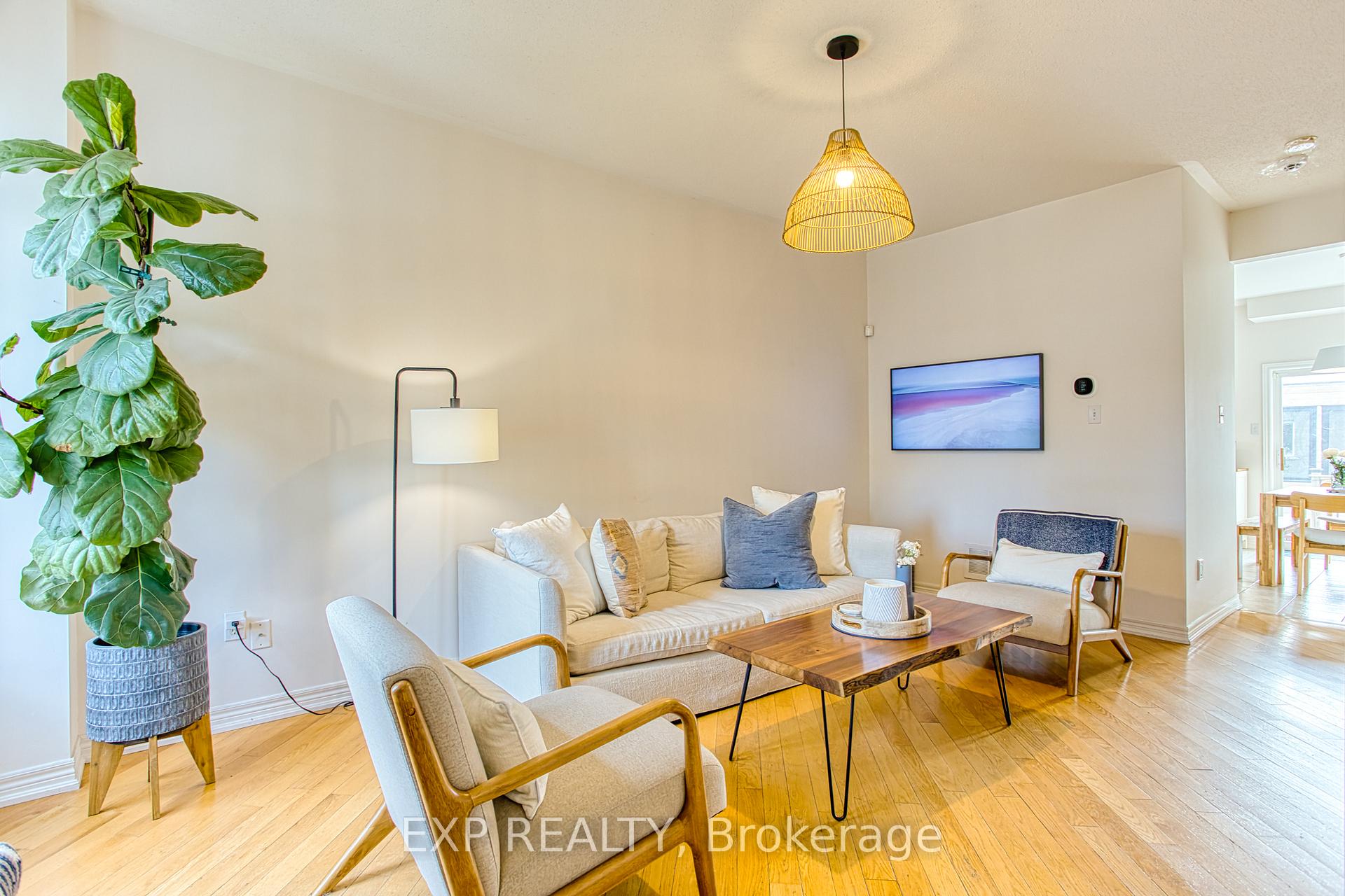 Photo 4 of 228 Springstead Avenue, Hamilton, Winona Park — HOMEH