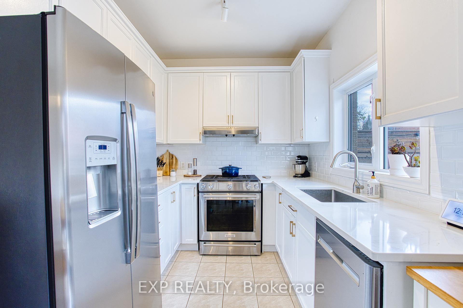 Photo 9 of 228 Springstead Avenue, Hamilton, Winona Park — HOMEH