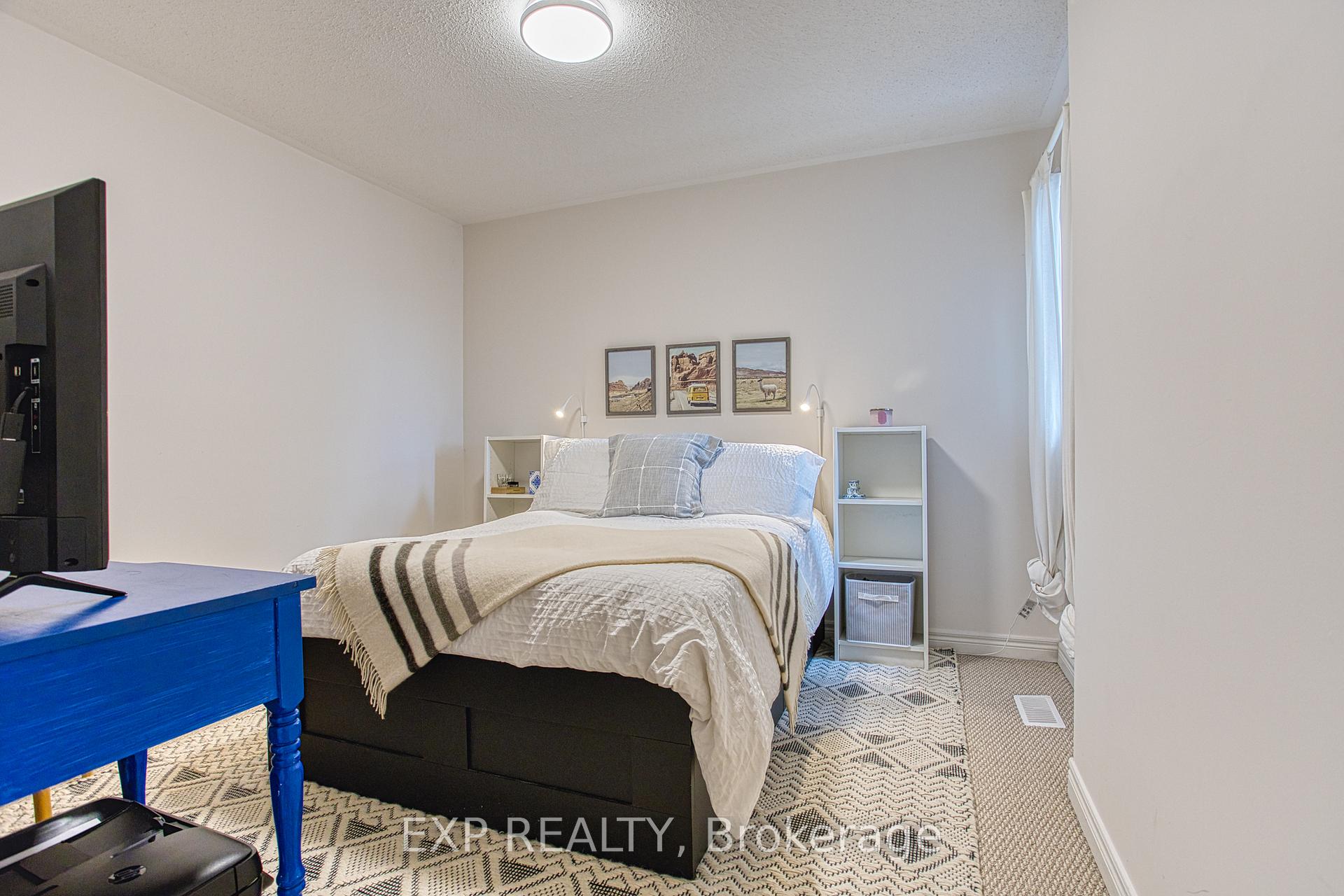 Photo 18 of 228 Springstead Avenue, Hamilton, Winona Park — HOMEH