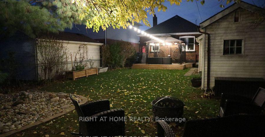 Photo 21 of 124 Barons Avenue S, Hamilton, Bartonville — HOMEH