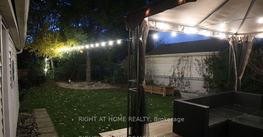 Photo 22 of 124 Barons Avenue S, Hamilton, Bartonville — HOMEH