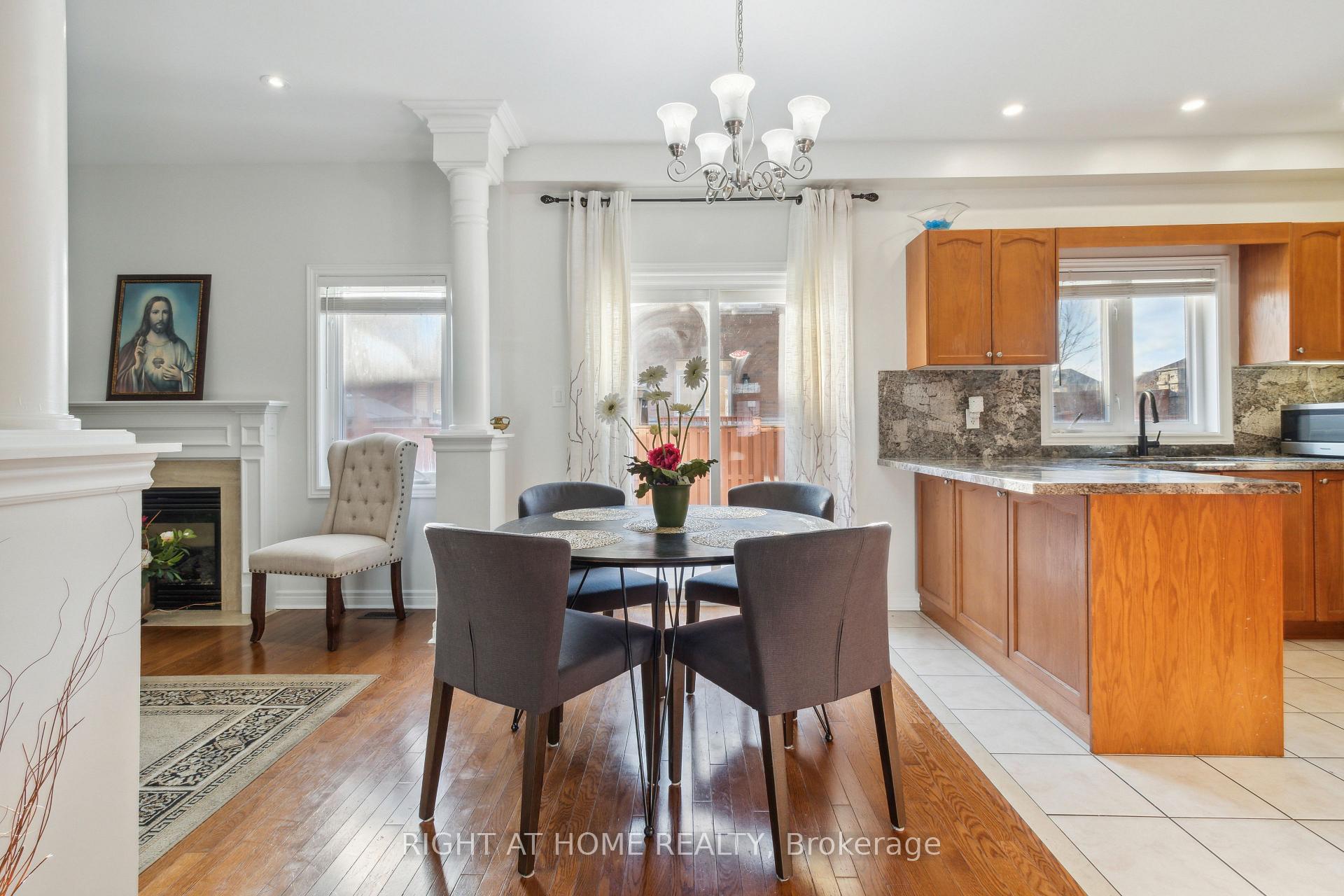 Photo 7 of 52 Runnymede Crescent, Brampton, Sandringham-Wellington — HOMEH