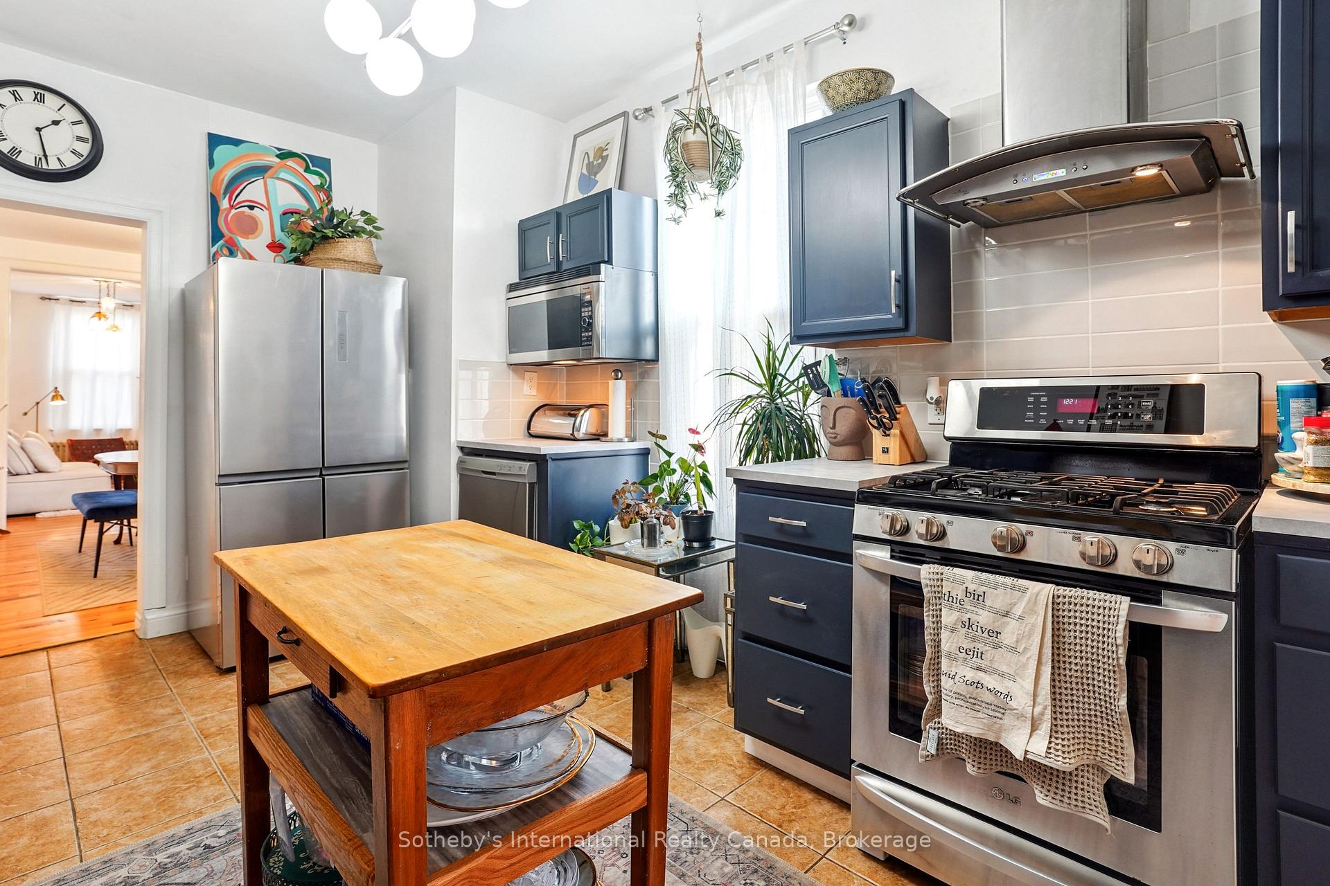 Photo 17 of 85 Barton Street W, Hamilton, Central — HOMEH