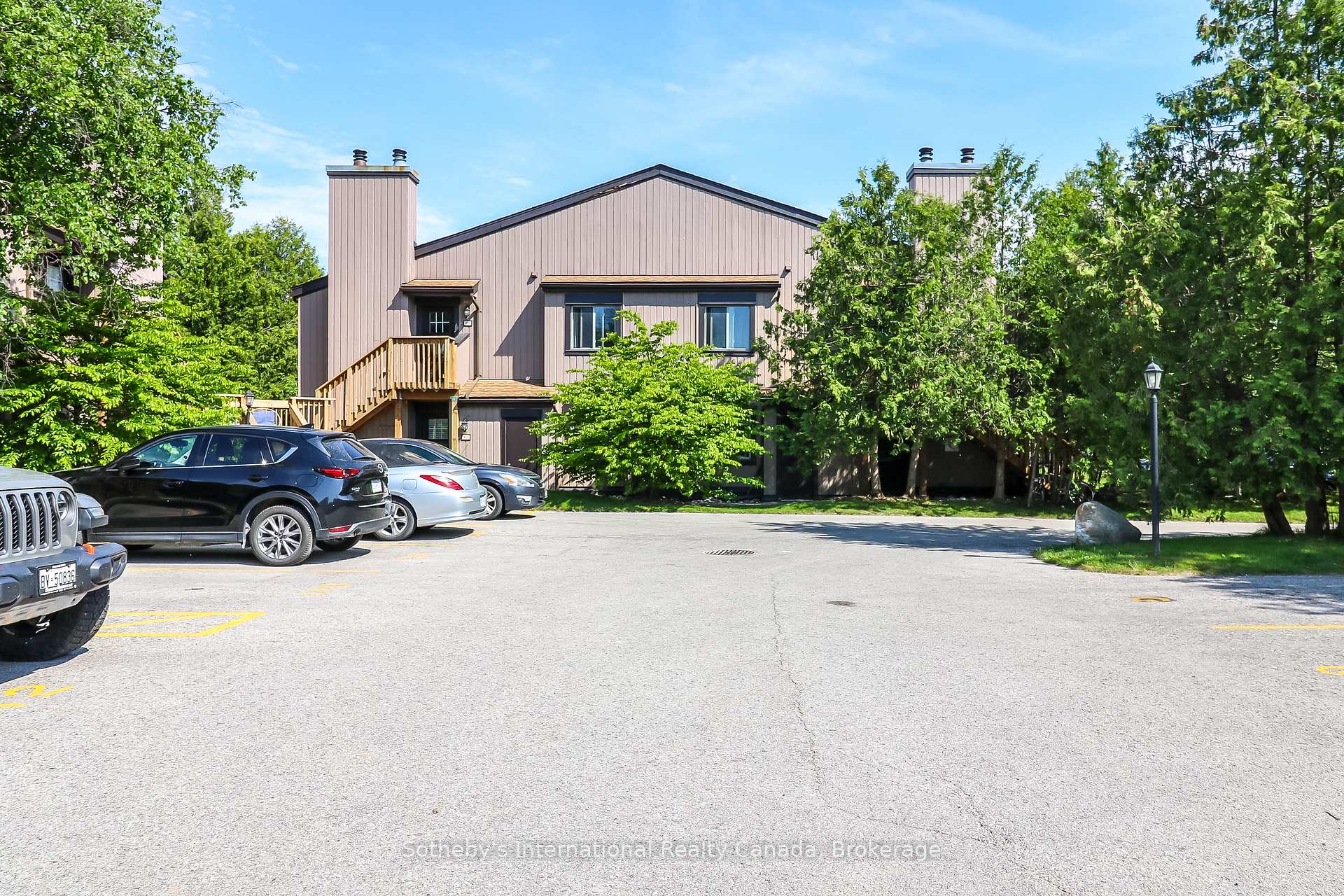 Photo 2 of Unit 136, 27 Dawson Drive, Collingwood — HOMEH