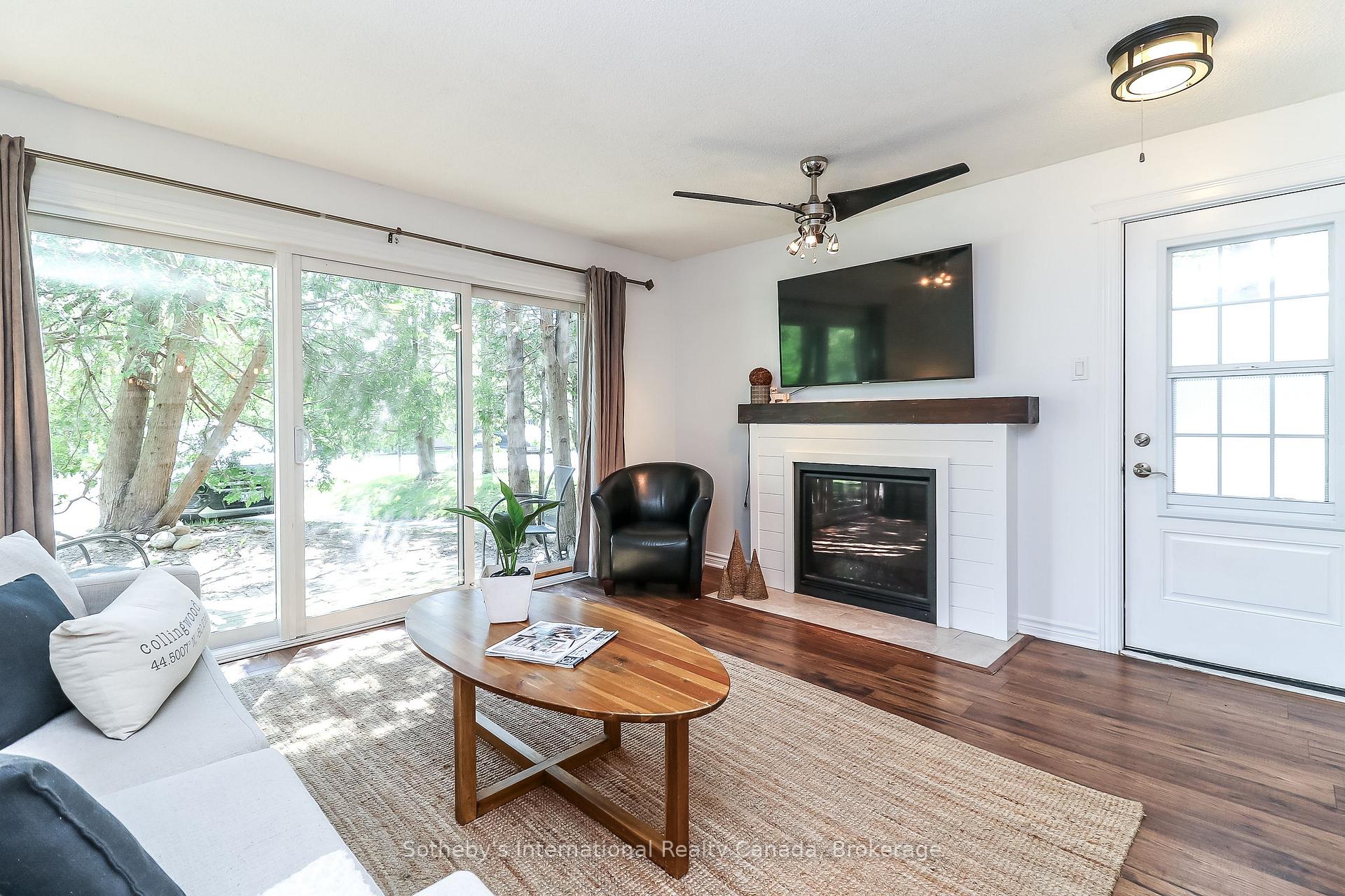 Photo 5 of Unit 136, 27 Dawson Drive, Collingwood — HOMEH