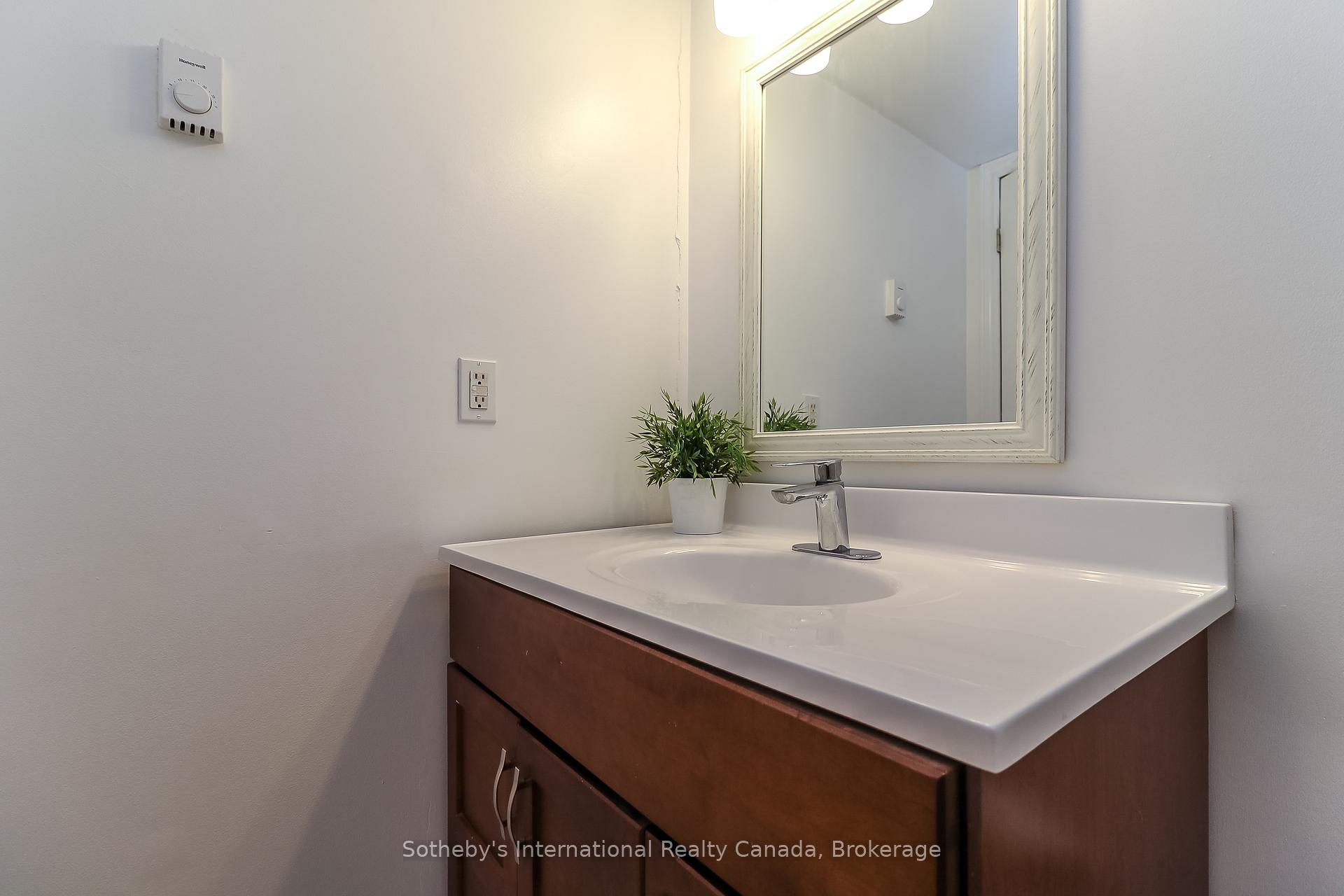Photo 19 of Unit 136, 27 Dawson Drive, Collingwood — HOMEH