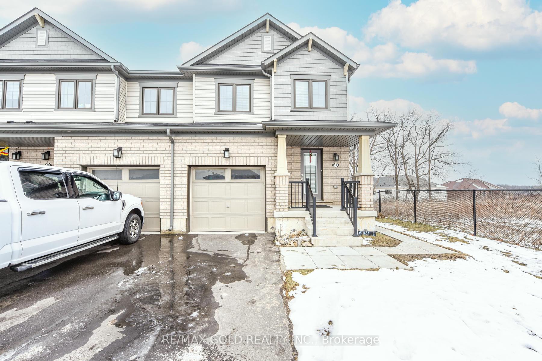 Front of 17 Allcroft Court