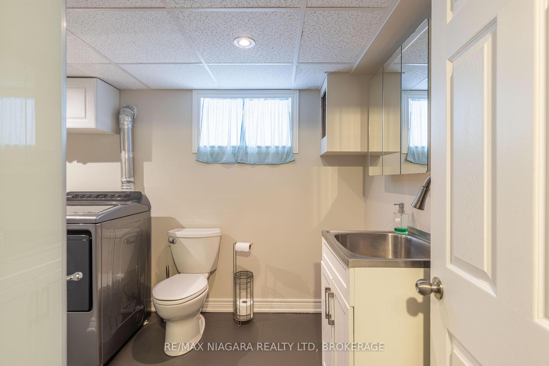 Photo 19 of 86 Devon Road, St. Catharines, Vine/Linwell — HOMEH