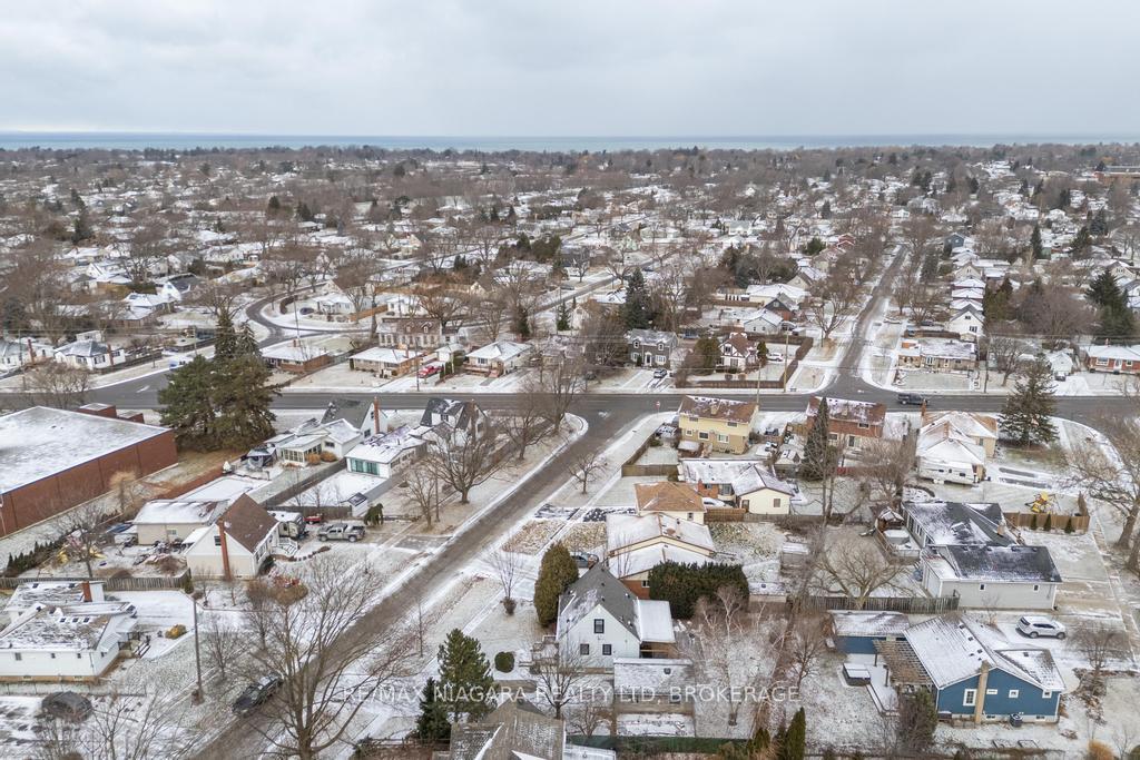 Photo 31 of 86 Devon Road, St. Catharines, Vine/Linwell — HOMEH