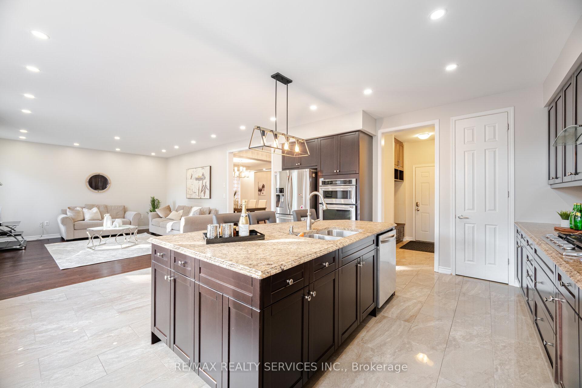 Photo 6 of 43 Cirrus Crescent, Caledon, Rural Caledon — HOMEH