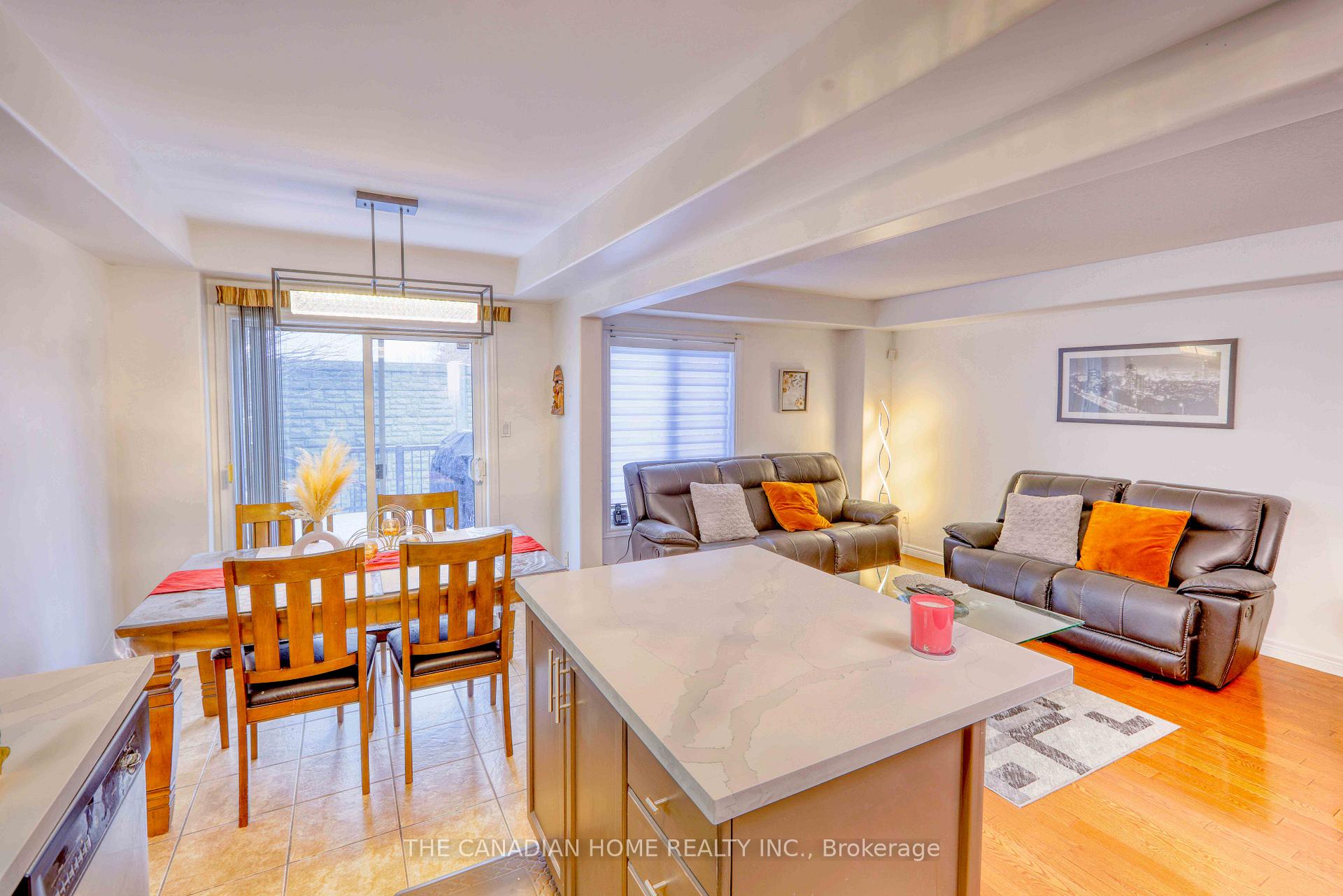 Photo 4 of Unit 41, 242 Upper Mount Albion Road, Hamilton, Stoney Creek Mountain — HOMEH