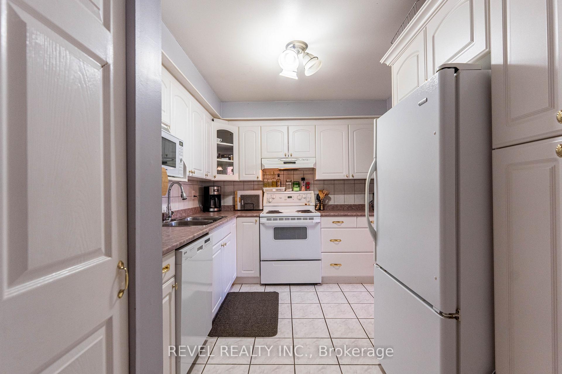 Photo 11 of Unit 28, 25 Redbury Street, Hamilton, Quinndale — HOMEH