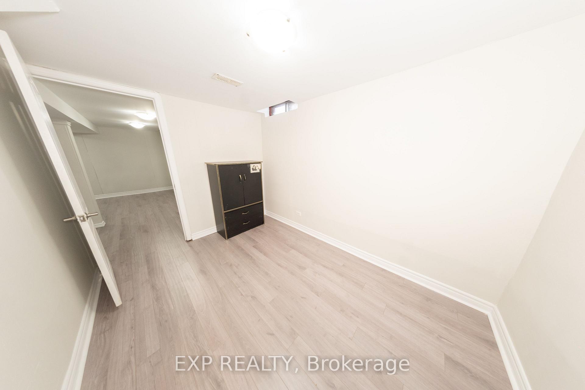 Photo 40 of 5 Juliana Square, Brampton, Northgate — HOMEH