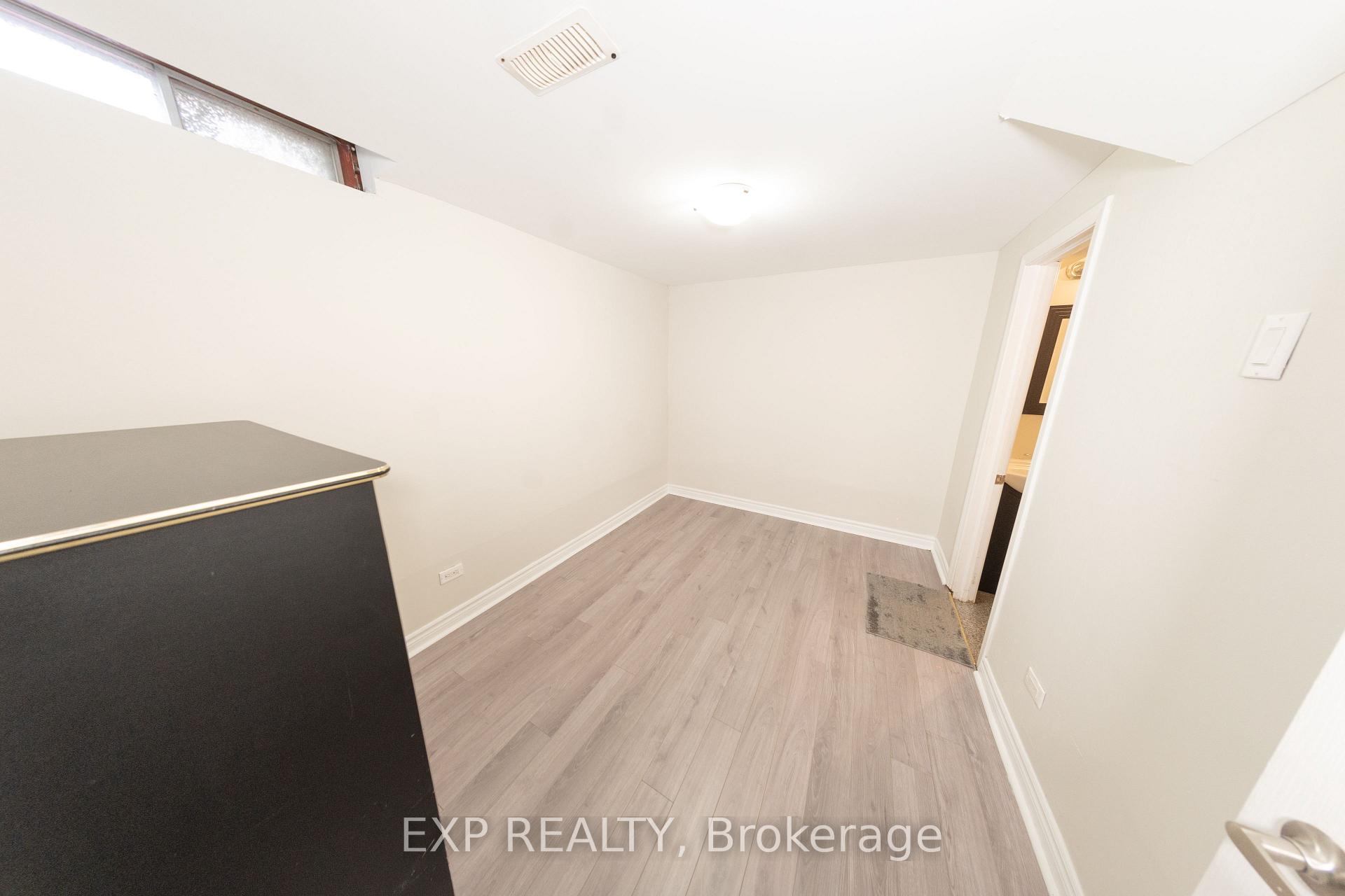 Photo 20 of 5 Juliana Square, Brampton, Northgate — HOMEH